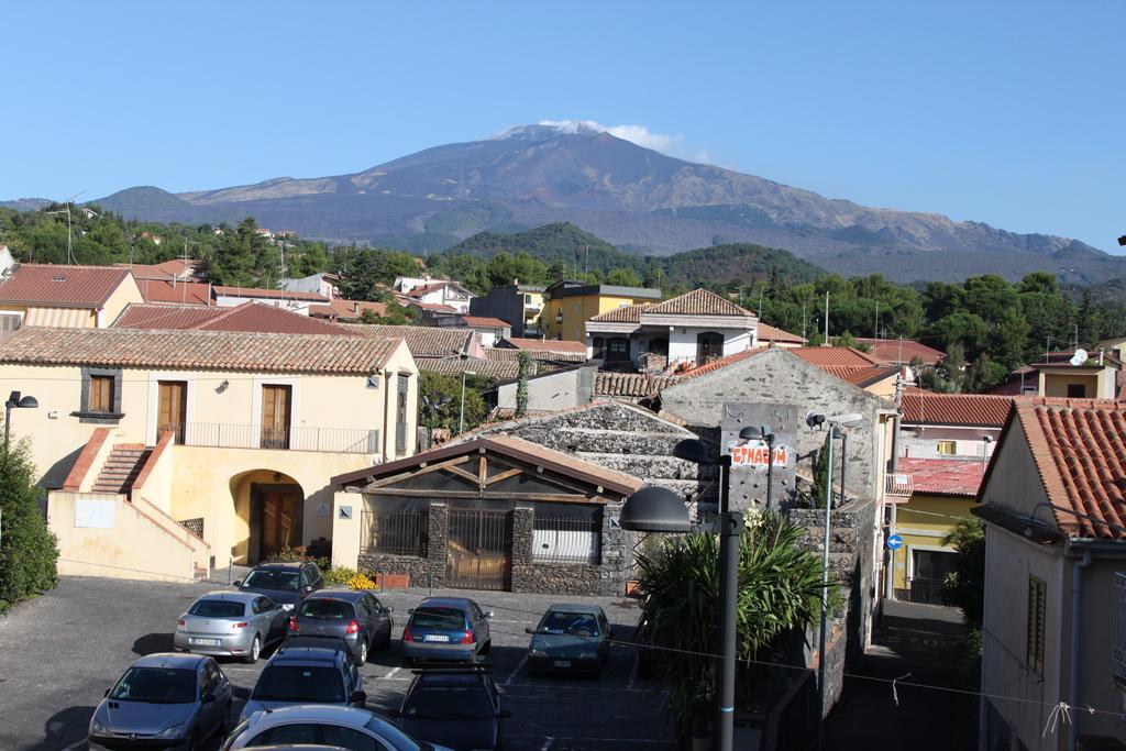 B&B Etna Akme นีโกโลซี ภายนอก รูปภาพ